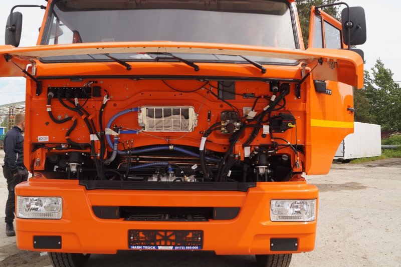 Капот КАМАЗ 6520