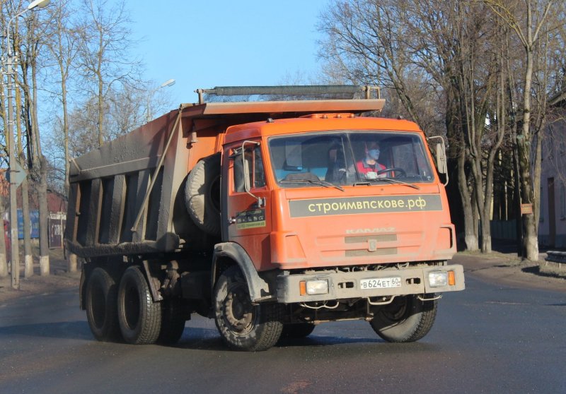 Ржавый КАМАЗ 65115