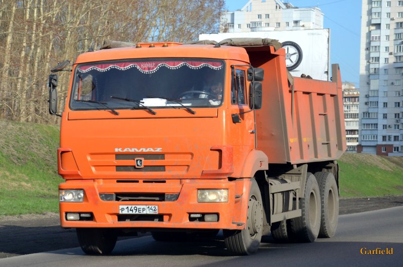 КАМАЗ 65115 армейский