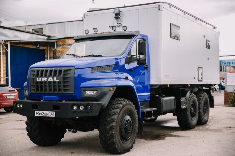 Урал next 6х6 автодом