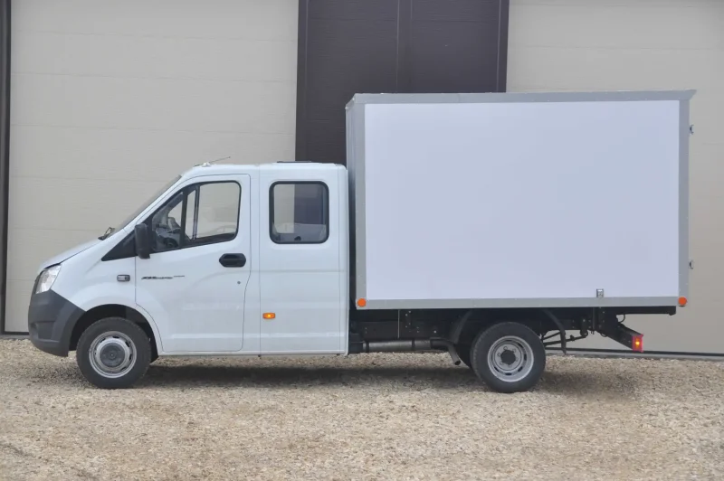 ГАЗ a21r22/next