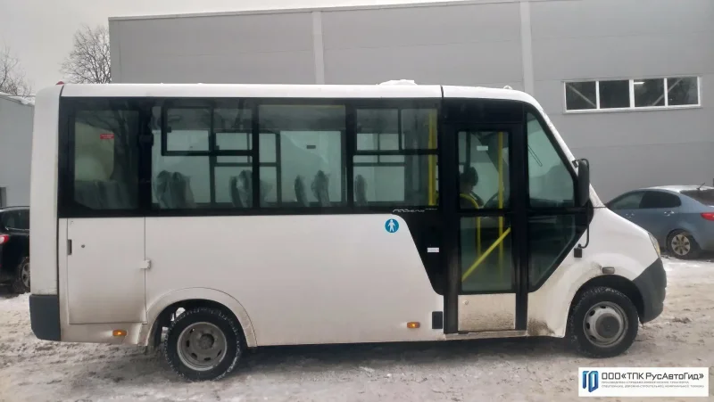 ГАЗ-a64r42 next