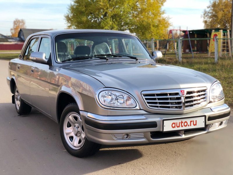 Автомобиль Волга ГАЗ 31105