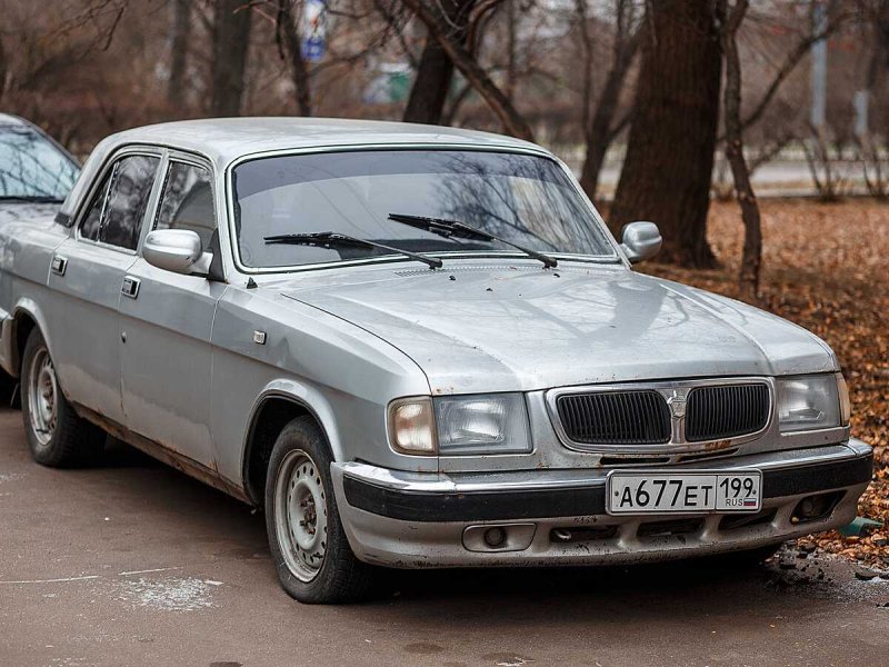 Волга ГАЗ 31105