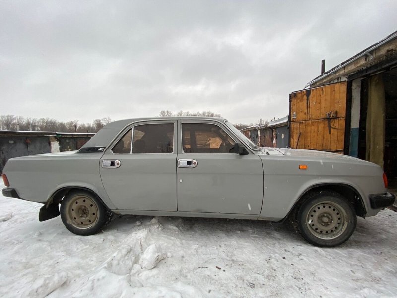 ГАЗ 31105