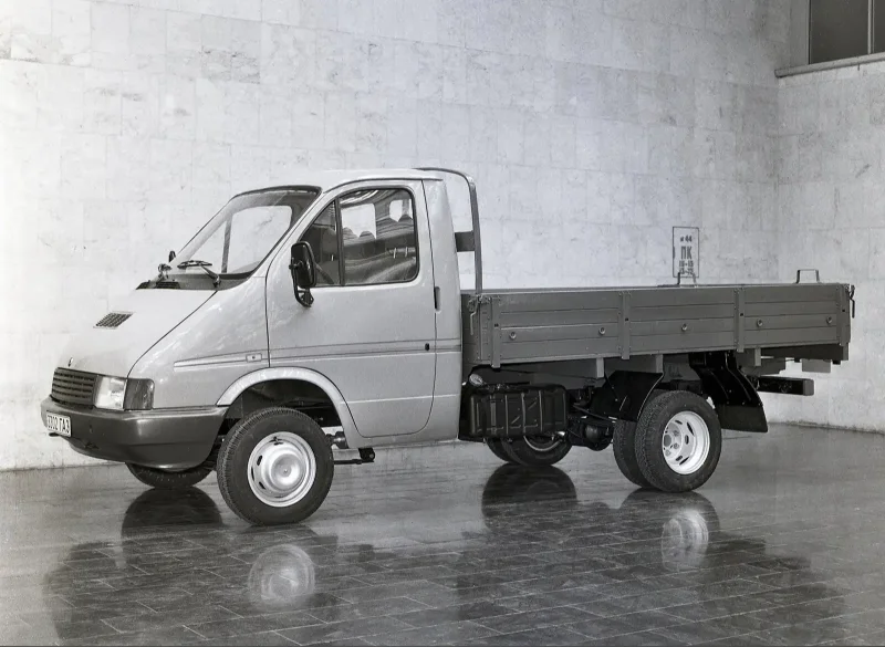 Бортовой автомобиль ГАЗ «Газель» 3302