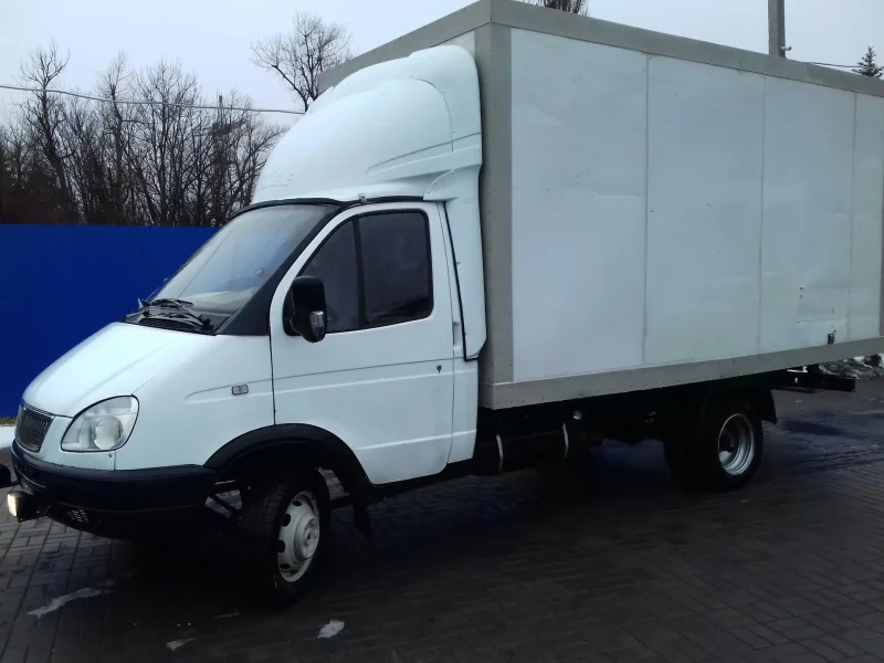 Газель Некст с красной кабиной