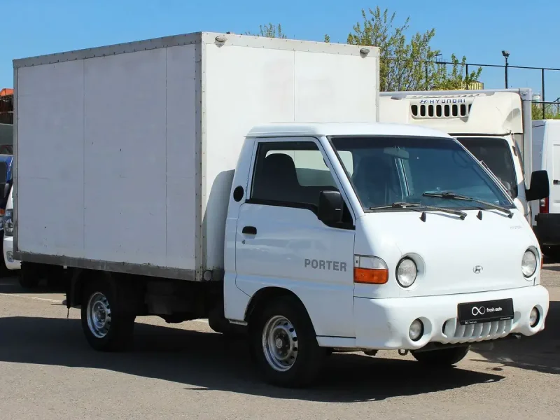 Hyundai Porter 2 STD (стандартная база) промтоварный фургон