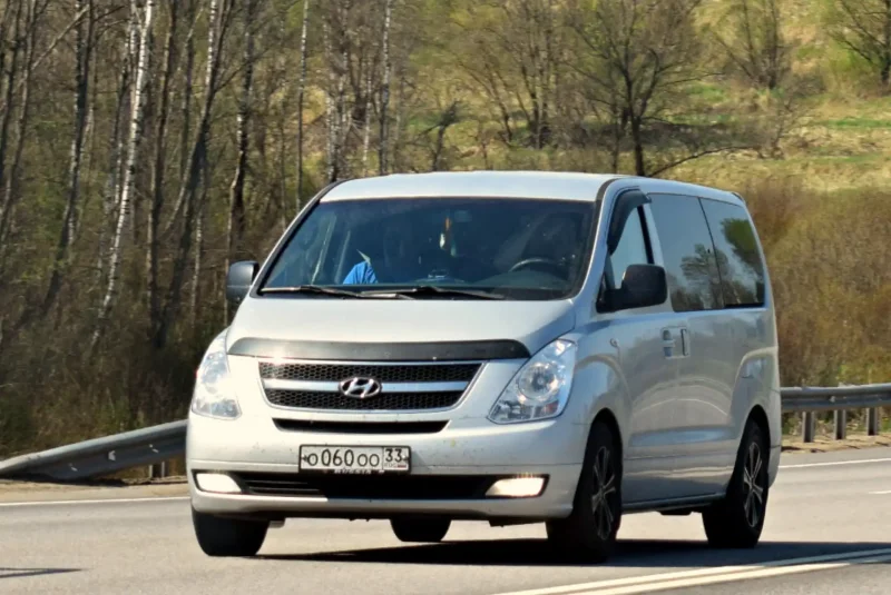 Hyundai Grand Starex е234