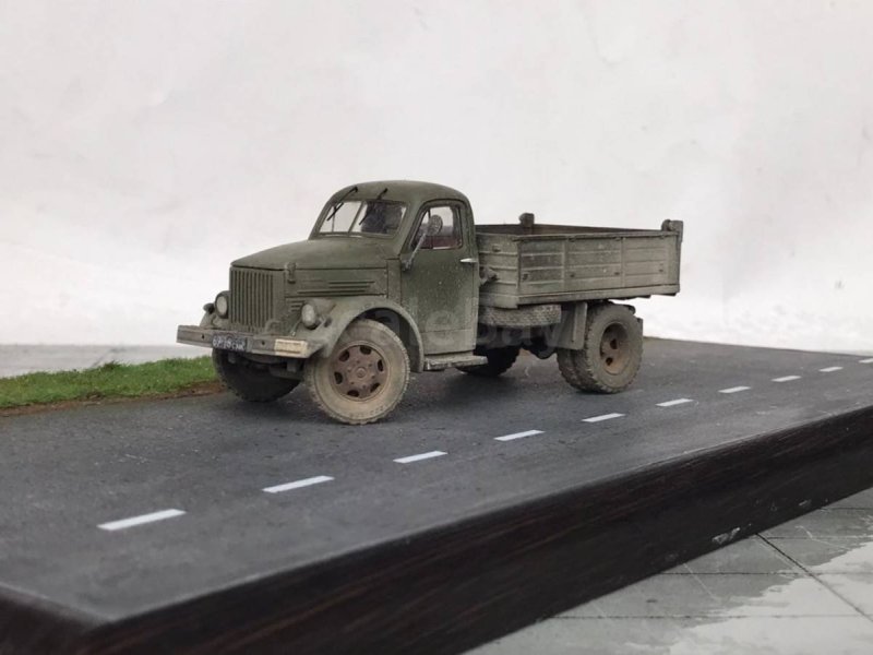 ГАЗ-93б 1/43 бежевый дип моделс