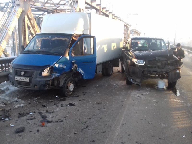 Разбитая Газель маршрутка