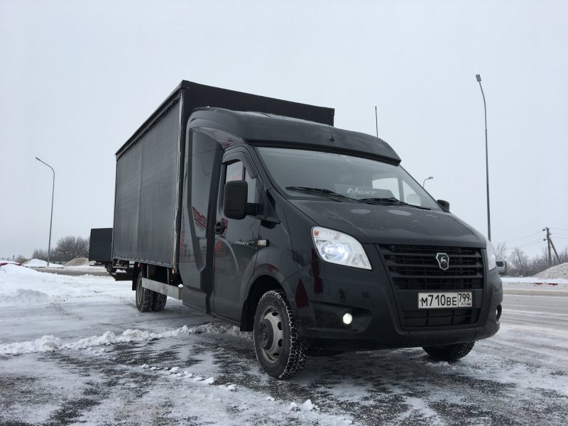 Газель Некст с закабинным спальником черная