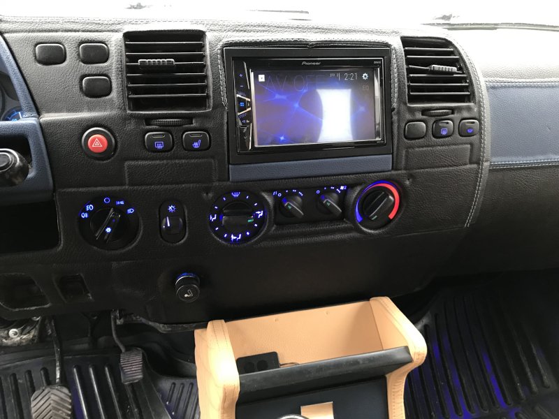 ГАЗ 3302 салон