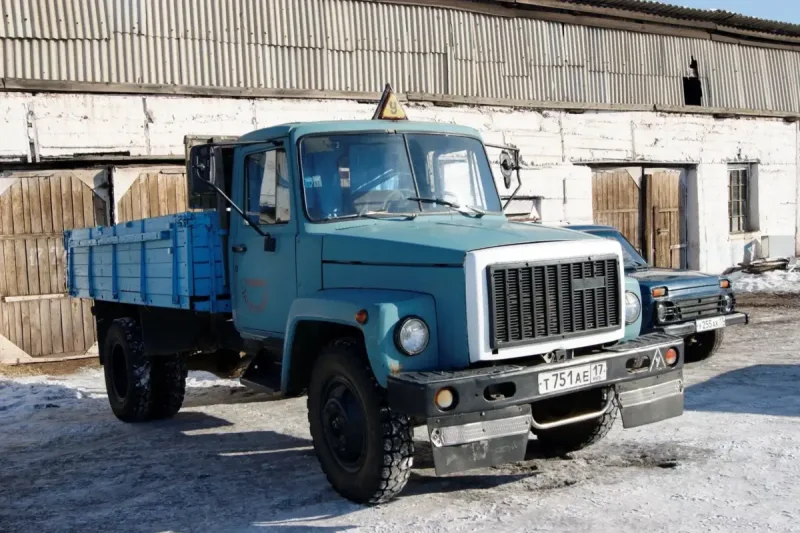 Машина Волга ГАЗ 3110