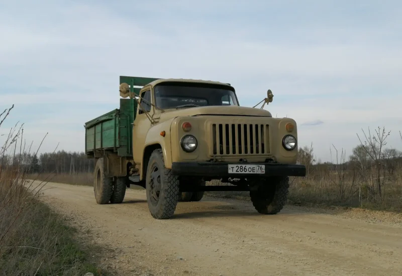 ГАЗ 52 хаки