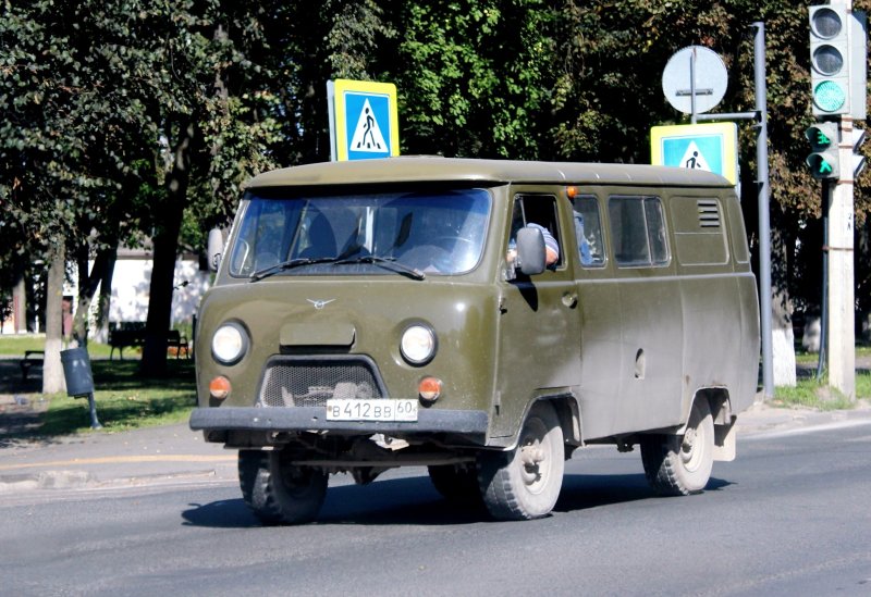УАЗ 3152