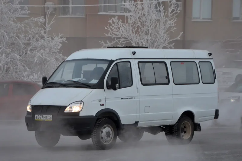 ГАЗ 32217