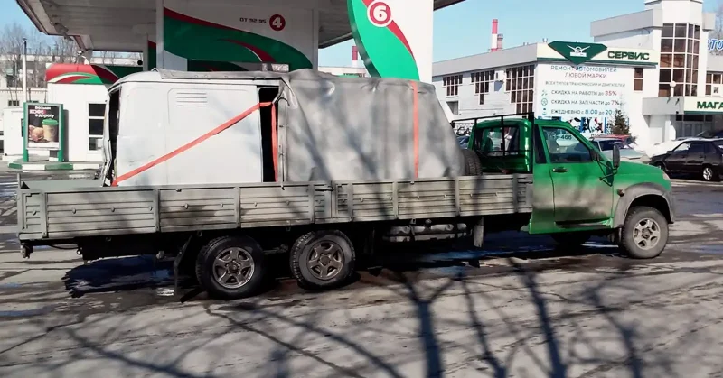 УАЗ карго 3 осный