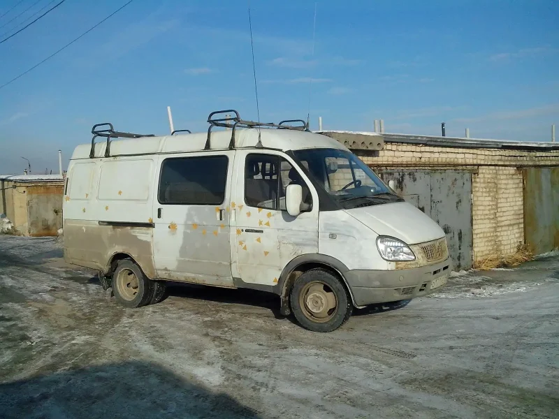 Фургон заброшенный Газель 3221