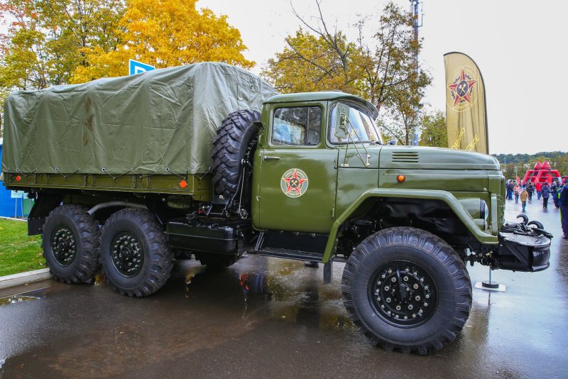 ЗИЛ-131 грузовой автомобиль