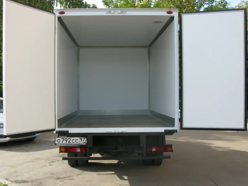 Изотермический фургон Газель next сзади