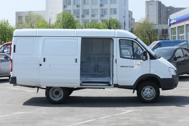 ГАЗ 2705 цельнометаллический фургон