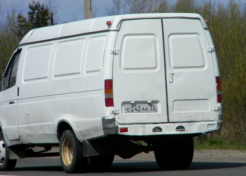 ГАЗ Газель 2705 2000