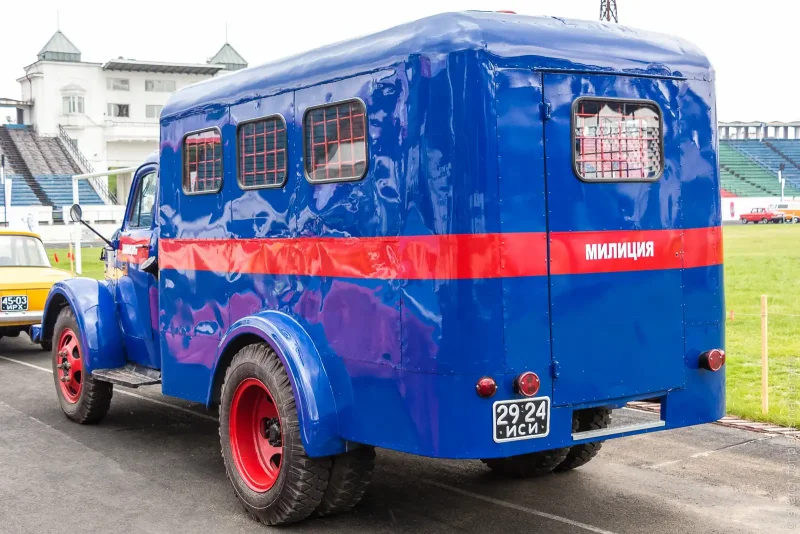 КАМАЗ-65115 автозак