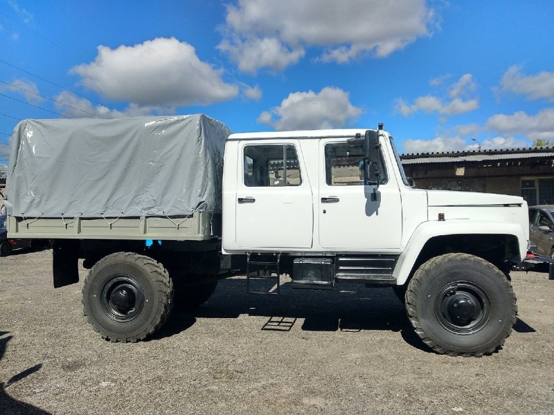 Автомобиль ГАЗ 33081 "Егерь"