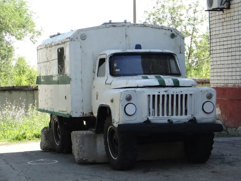 ГАЗ 3309 автозак