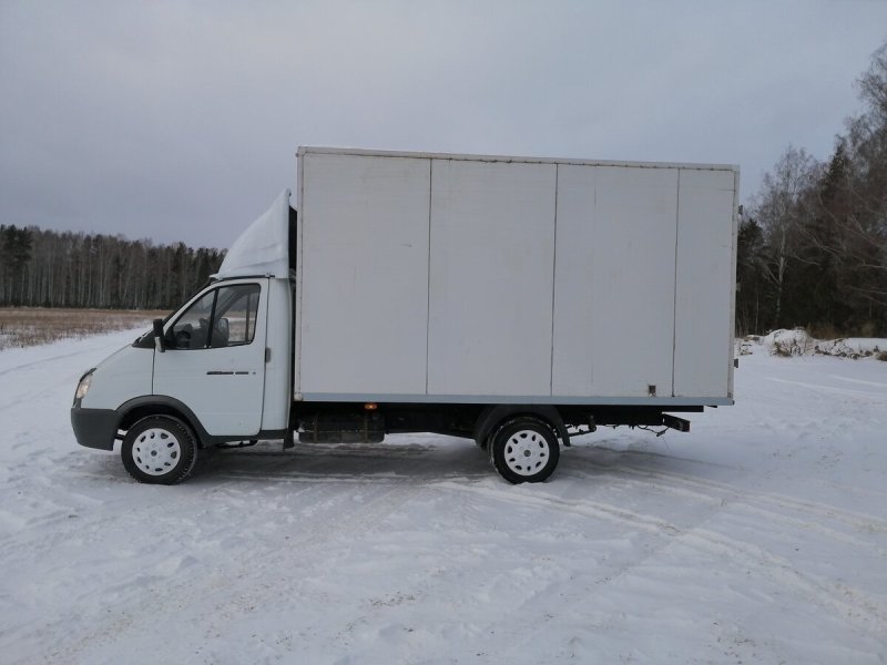 ГАЗ 2705 цельнометаллический фургон