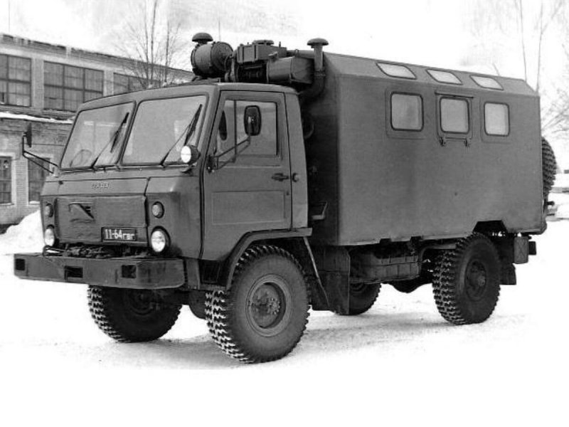 Полноприводный грузовик ГАЗ-3301
