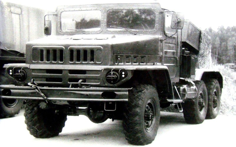 ЗИЛ-4334 военный