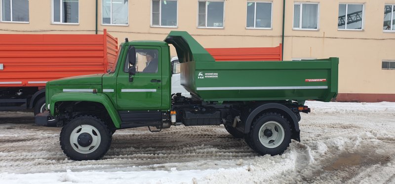 ГАЗ-3307 грузовой бортовой