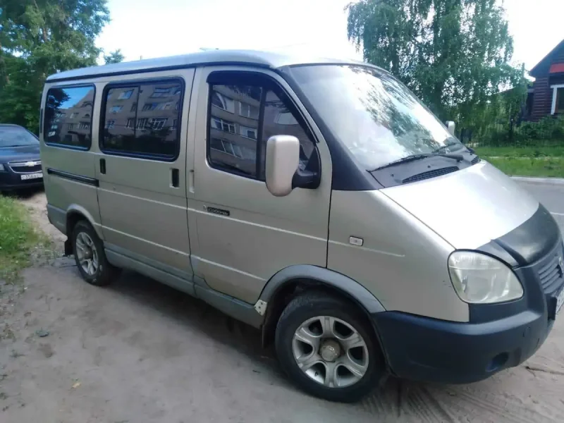 ГАЗ-31105 автомобиль