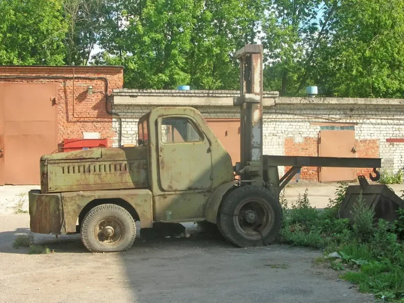 Львовский погрузчик 4045м