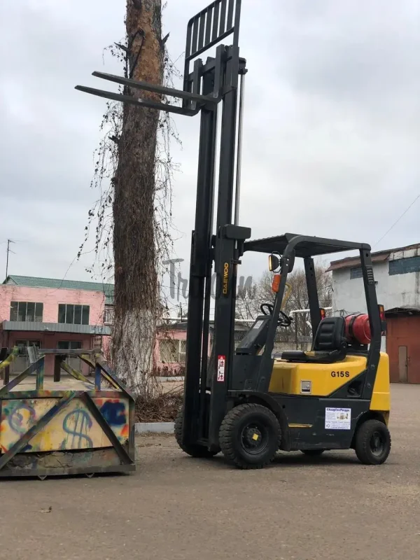 Львовский погрузчик ГАЗ 51