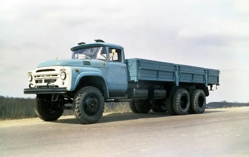 Грузовик ЗИЛ 133
