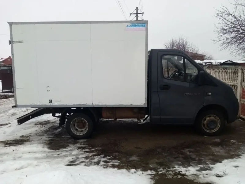 ГАЗ 2757 (фургон)