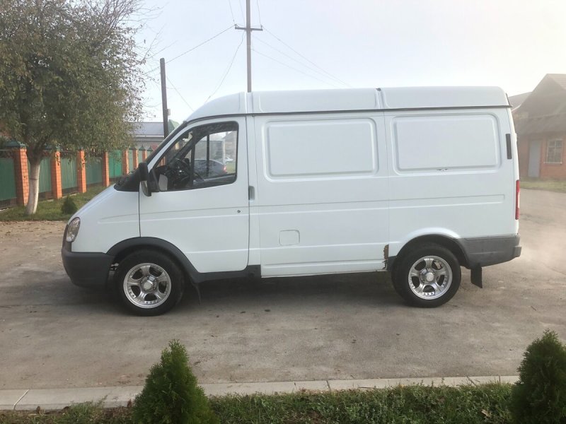 ГАЗ 2752 фургон цельнометаллический 2005