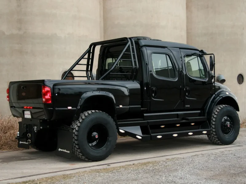 Freightliner m2 Pickup