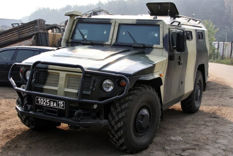 ГАЗ 2330 тигр военный