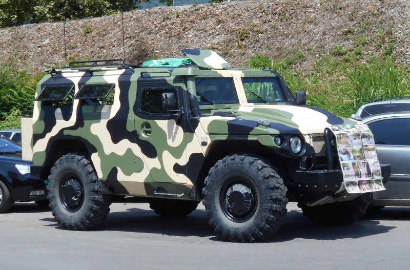 ГАЗ 2330 тигр
