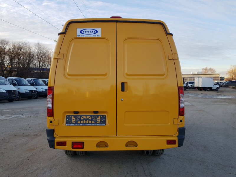 ГАЗ 2705 или Соболь
