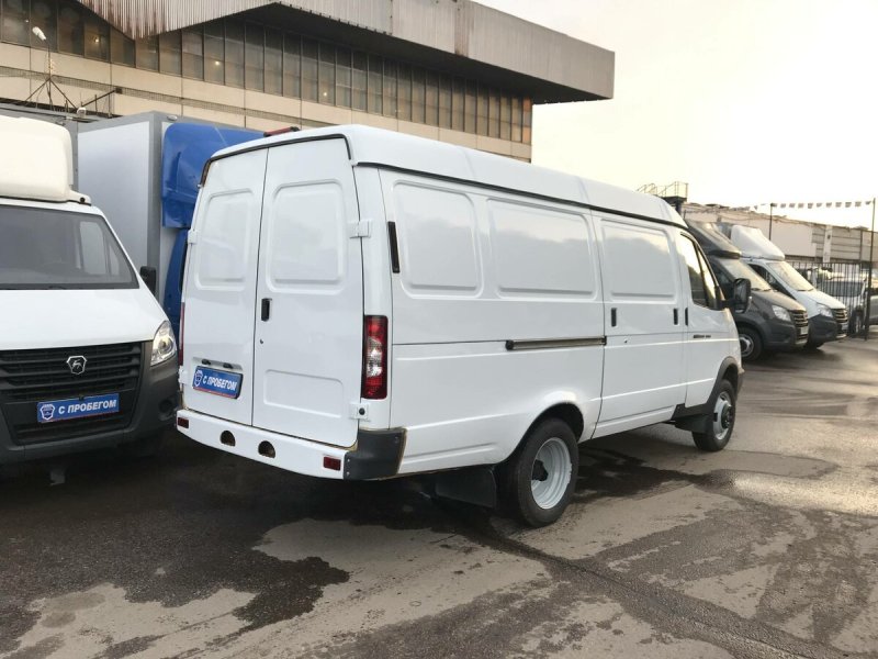 Газель цельнометаллическая (ГАЗ 2705)