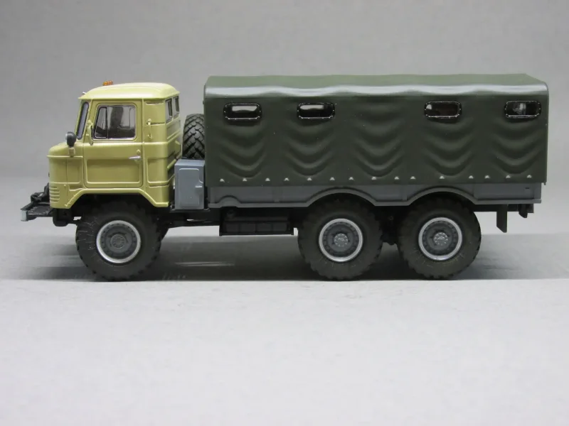 Трехосный ГАЗ 66