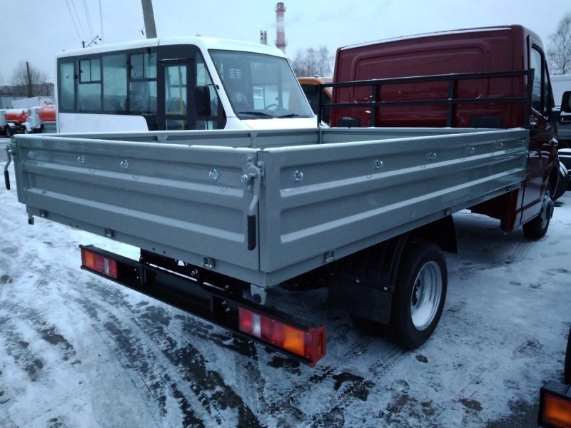 ГАЗ 3302 2004 года бортовой