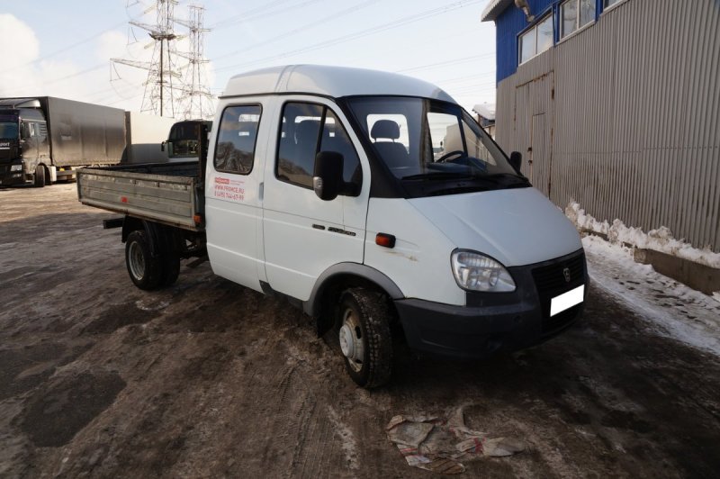 ГАЗ-330232 грузовой с бортовой