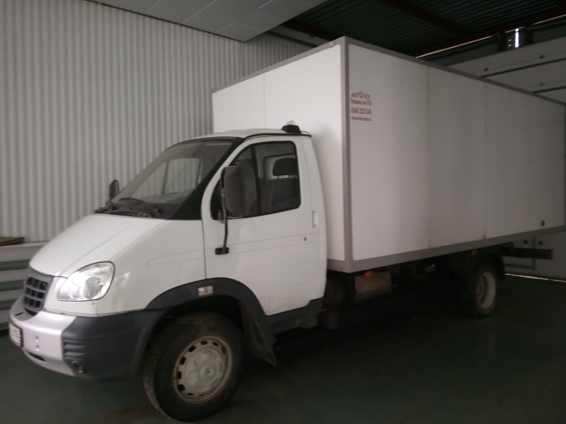 Грузовик ГАЗ 3310 Валдай