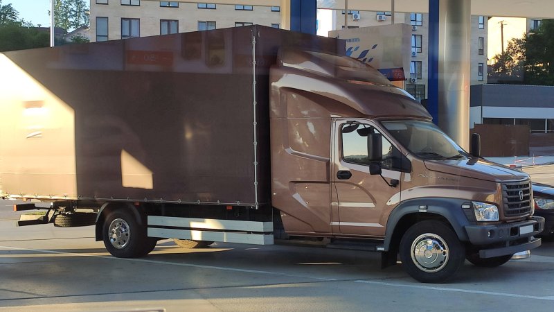 Газель Некст европлатформа 5 метров с закабинным спальником